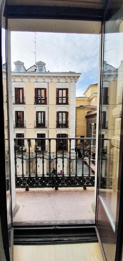 Hostal Alicante Madrid Bagian luar foto