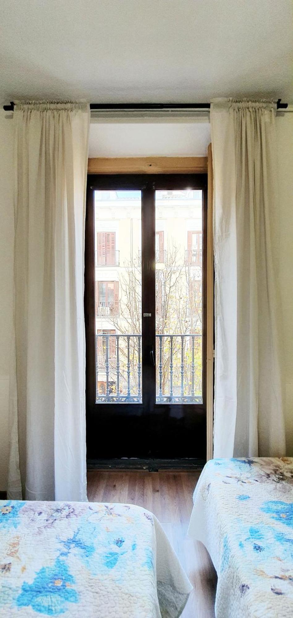 Hostal Alicante Madrid Ruang foto